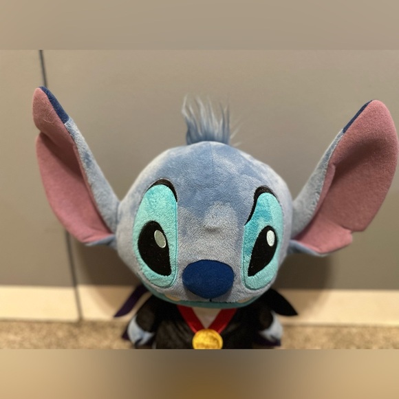 Funko Disney - Stitch Vampire Plush - Picture 5 of 8